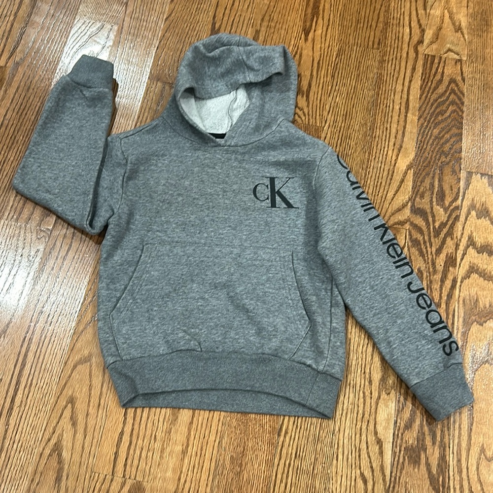 Calvin klein  hoodies kind size 8 good condition
